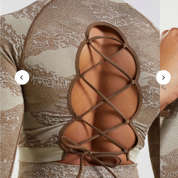 Gymshark Adapt Camo Seamless Lace Up Back Top - L - Picture 2 of 3